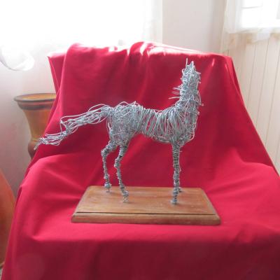 008escultura En Alambre
